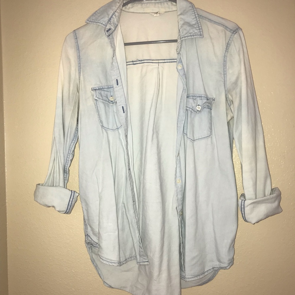 Light button down